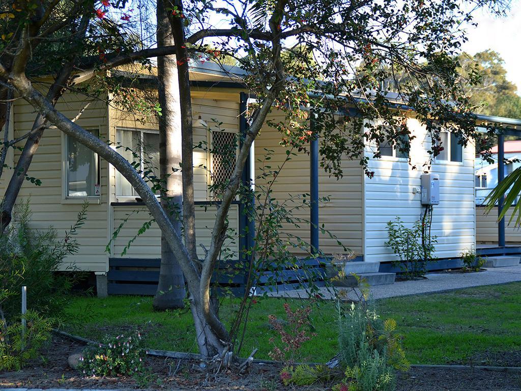 Caseys Beach Holiday Park Sunshine Bay Oda fotoğraf