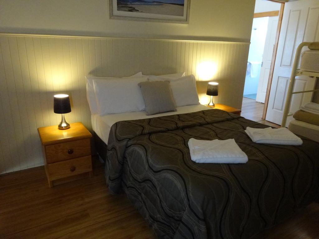 Caseys Beach Holiday Park Sunshine Bay Dış mekan fotoğraf