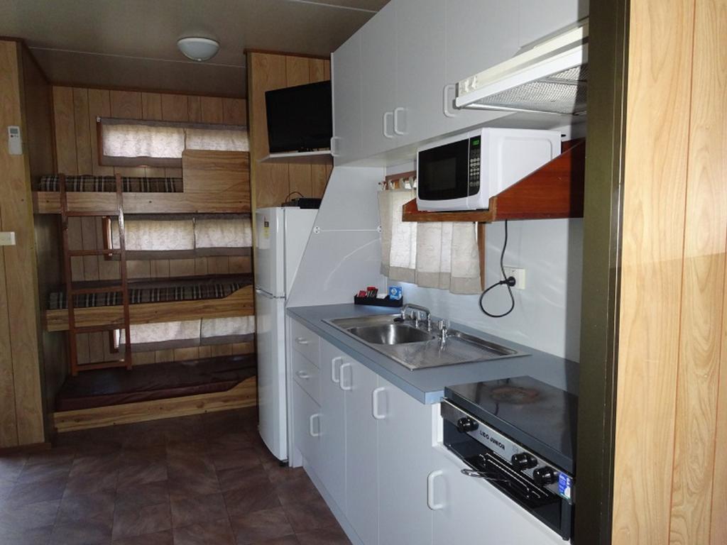 Caseys Beach Holiday Park Sunshine Bay Dış mekan fotoğraf