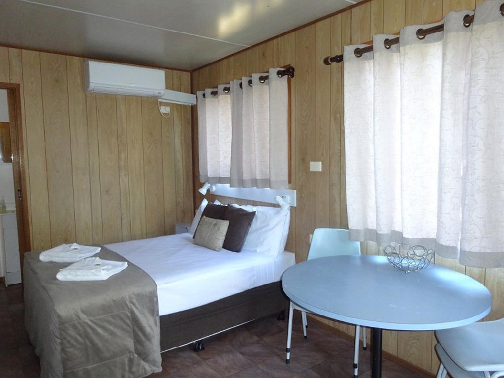 Caseys Beach Holiday Park Sunshine Bay Dış mekan fotoğraf
