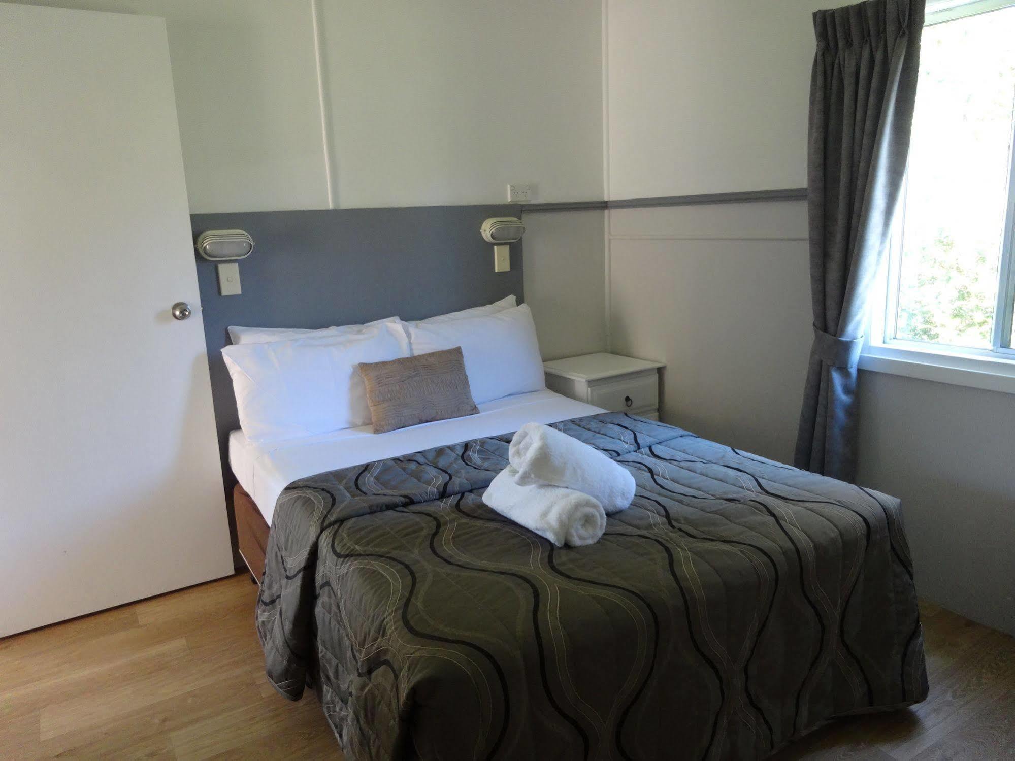 Caseys Beach Holiday Park Sunshine Bay Dış mekan fotoğraf