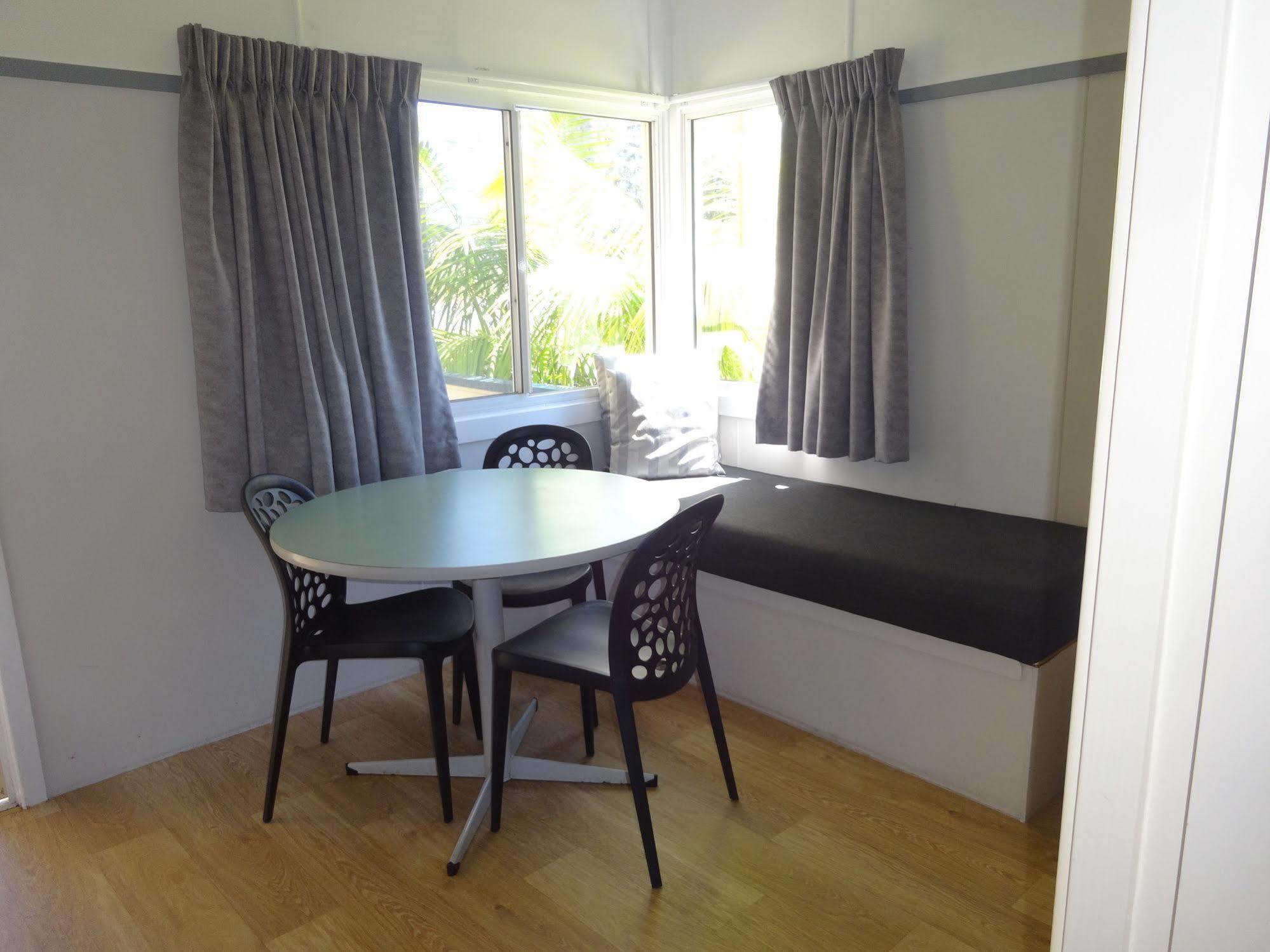 Caseys Beach Holiday Park Sunshine Bay Dış mekan fotoğraf
