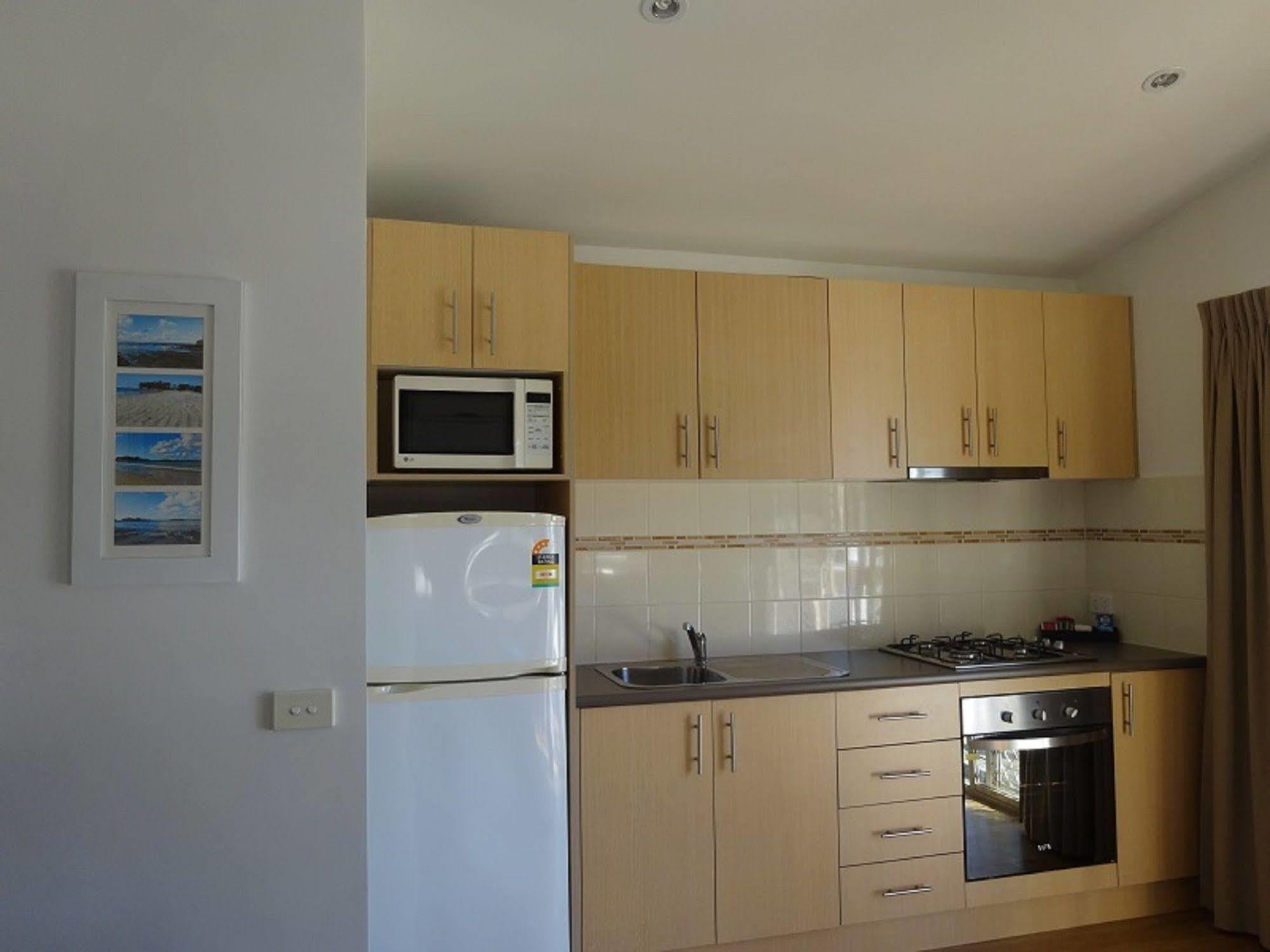 Caseys Beach Holiday Park Sunshine Bay Dış mekan fotoğraf
